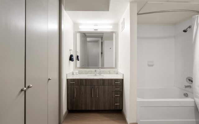 Arlington Luxurious Studio Apartment