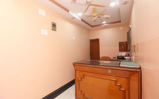 Oyo 18287 Akshya Hotel