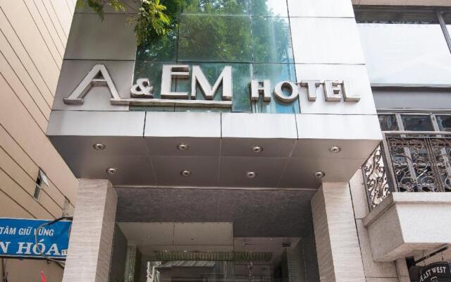 A&EM - The Petit Hotel