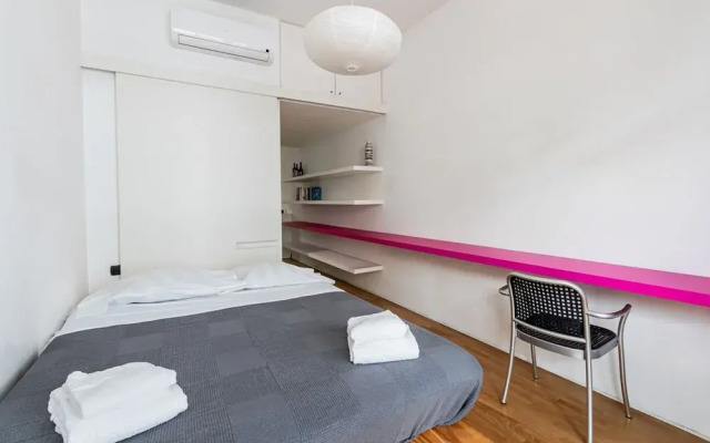 Casa Watt Stylish Apartment With Balcony