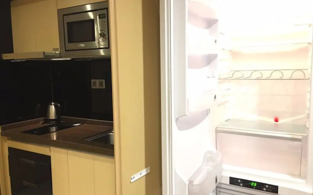 Checkinn Apartment- Poly Zhongda