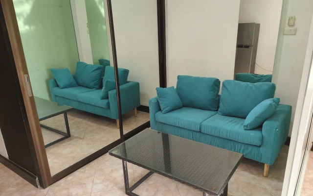 305 Jomtien Hill Resort