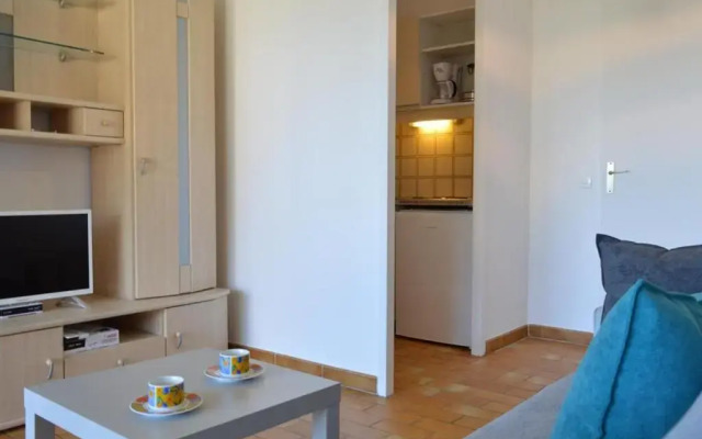Appartement Golfe Juan, 1 pièce, 2 personnes - FR-1-252-62