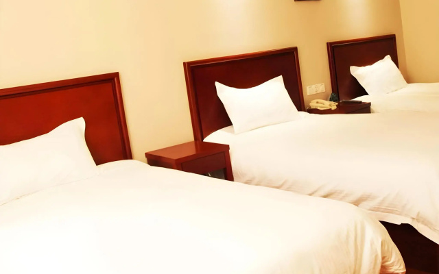 GreenTree Inn Qingdao Development District SDUST Express
