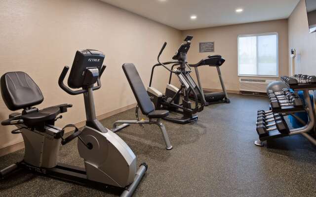 Best Western St. Clairsville Inn & Suites