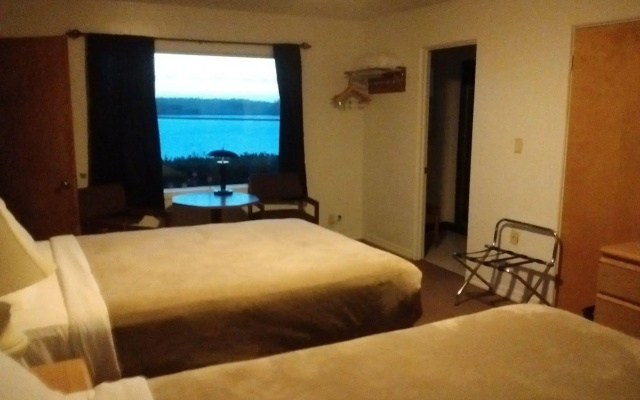 Bay Bridge Motel