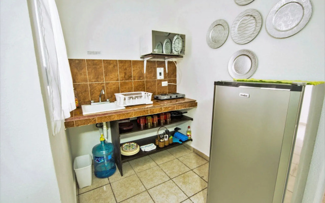 Guayaba Apartment by Andiani