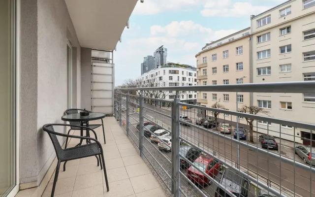 Apartment With 3 Bedrooms by Renters