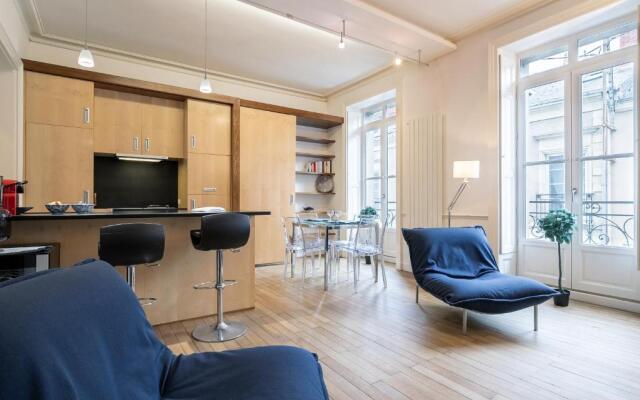 Le Talensac by Cocoonr