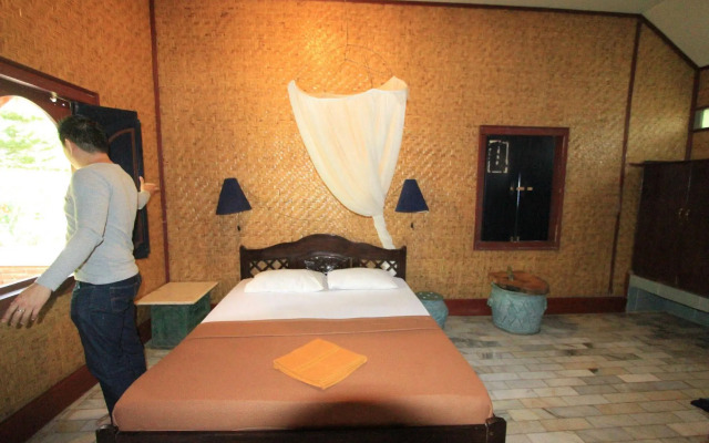 Bumi Aditya Hotel