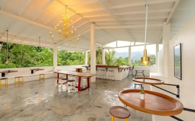 Hebron Gardens House