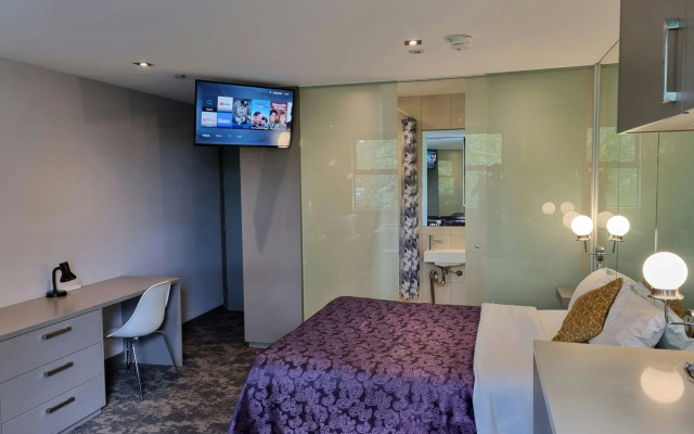 Melbourne ViVo – Guest Rooms – Melbourne