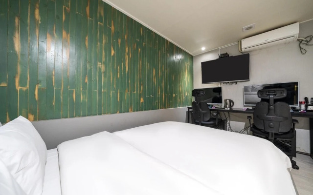 Seongnam Casa Hotel