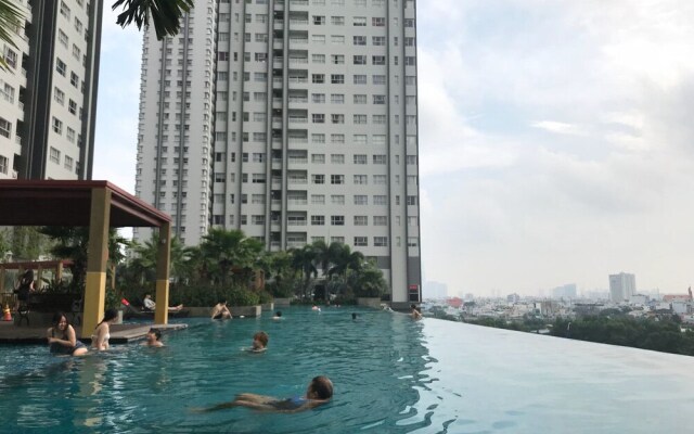 Sunrise City by Jenny Homes