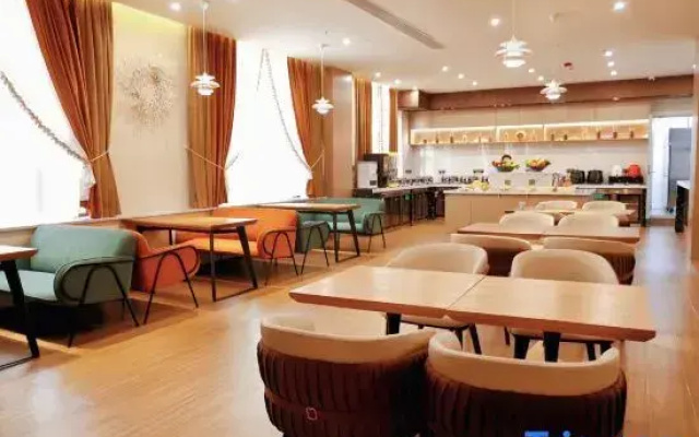 Shache Jinbi Hotel