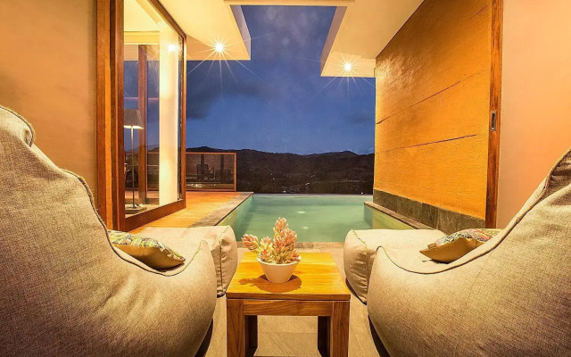 Seven Havens Residence