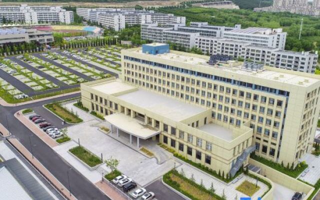 Dalian Dawai International Cultural Exchange Center