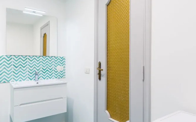 CasaNa on Christmas Alley