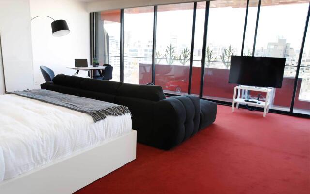 1866 Court & Suites
