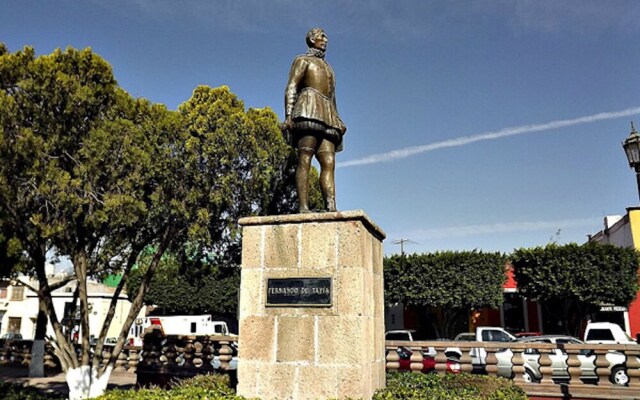 Departamento Comodo, Centrico, Estacionamiento