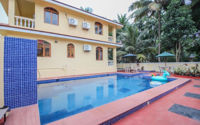 OYO 10723 Home Pool View Studio Colva