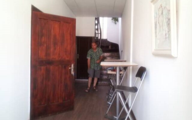 Hostel The Old House
