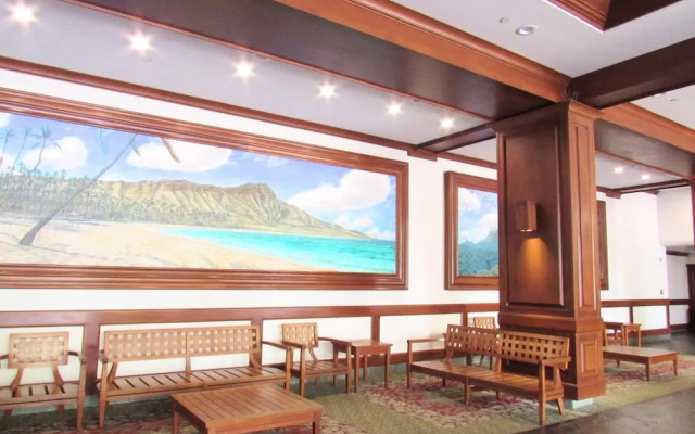 Waikiki Banyan Oceanview 24th Floor