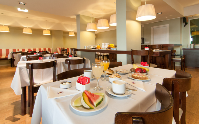 Aparthotel Trianon Recoleta