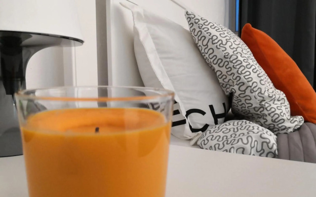 STUDIO Piata Victoriei (Victoriei Square)