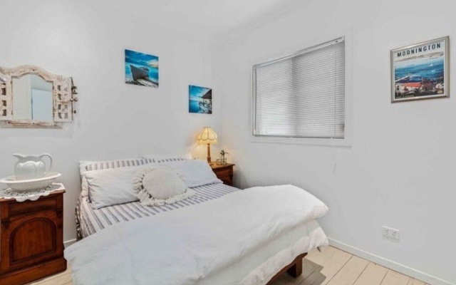 Burleigh Coastal Escape 4BR Home