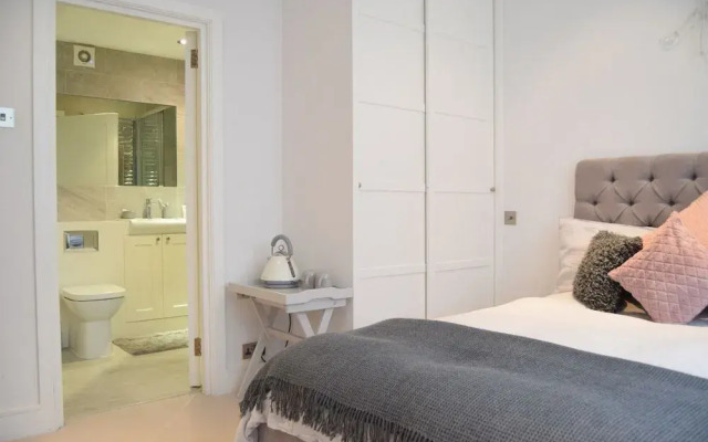 Kensington 2 Bedroom Property