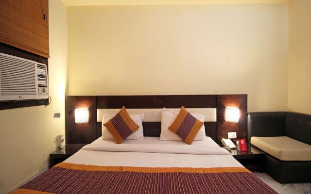 OYO 5106 HKS Residency
