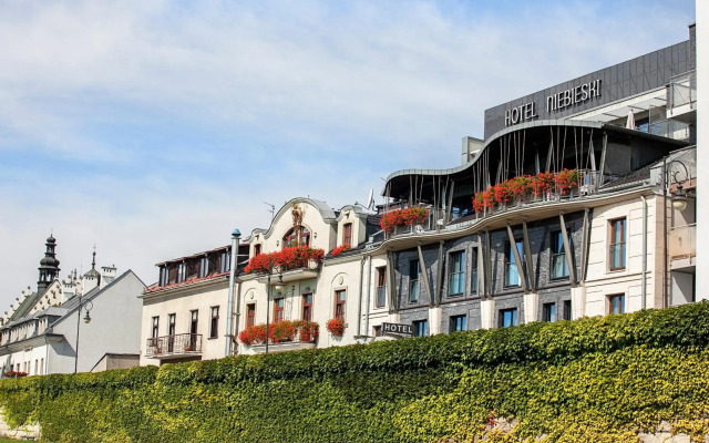 Niebieski Art Hotel & Spa