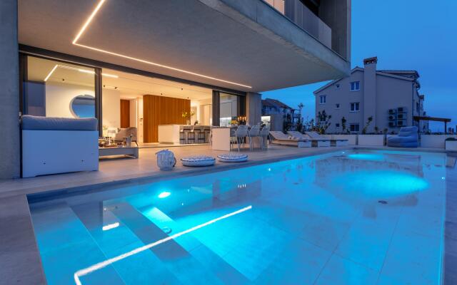 Loft Hvar in Hvar with 3 bedrooms and 1 bathrooms