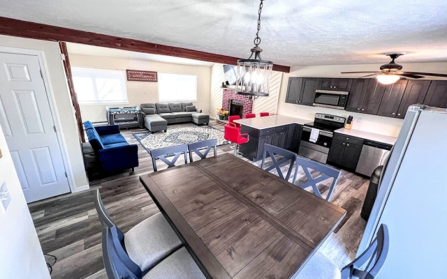 Home near 42 attractions in the Poconos