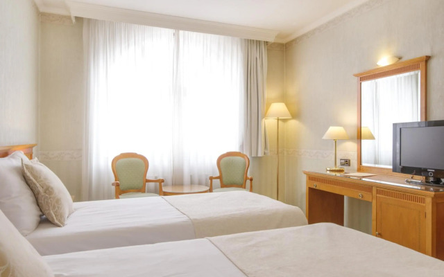 Hotel Trianon Rive Gauche