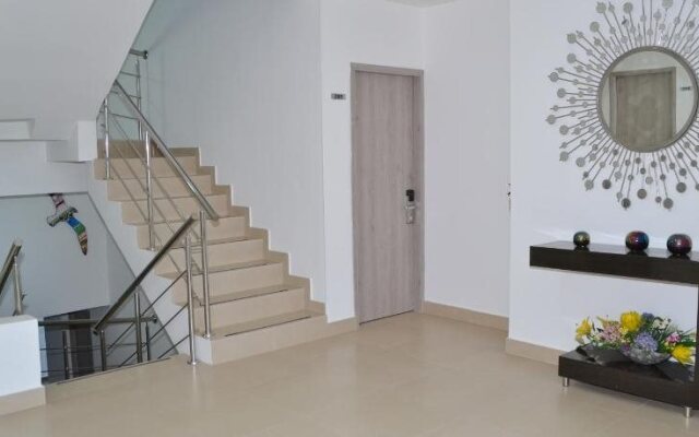 Hotel Zamay Plus
