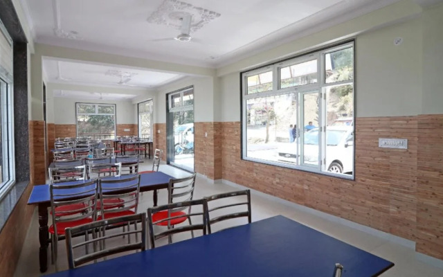 Hotel Benog Breeze By OYO Rooms