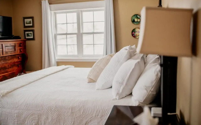 Upper Rideau Bed & Breakfast