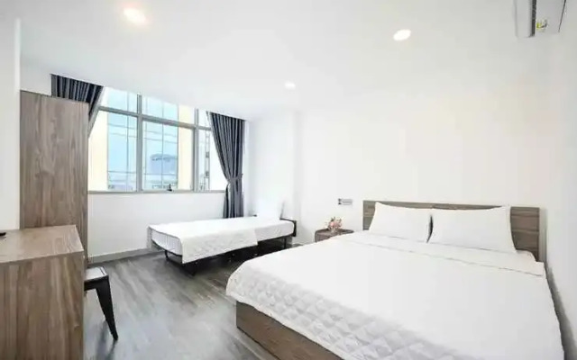 TH Airport Hotel