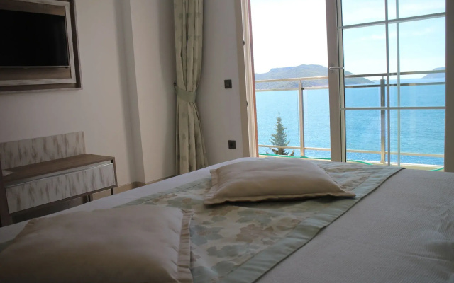 Narr Hotel