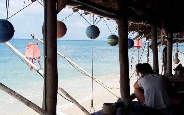 Lanta New Beach Bungalows