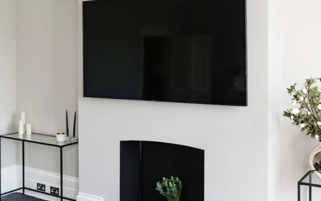 The Notting Hill Townhouse - by Out of Office Lifestyle