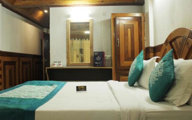 OYO Premium Near Zoo Nainital