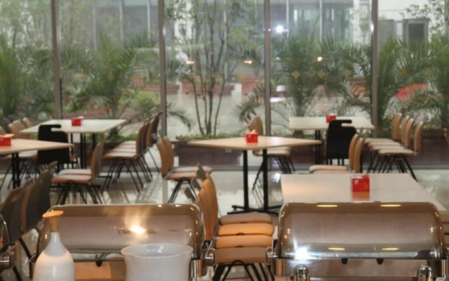 Nanjing Expo Center Hotel