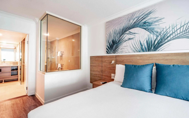 Novotel Cairns Oasis Resort