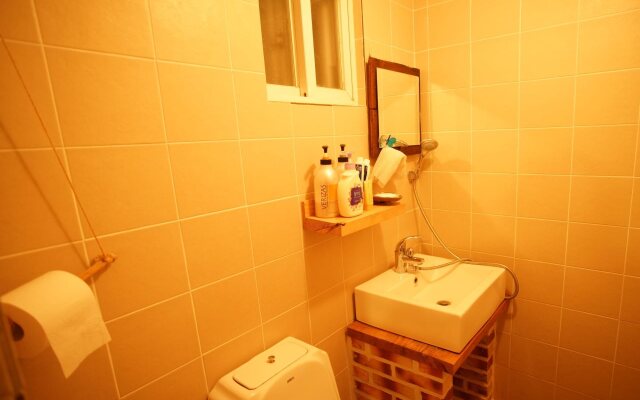 Janedang Hanok Guest House