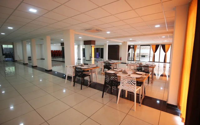 OYO Rooms Ahmedabad Airport Gandhinagar Highway