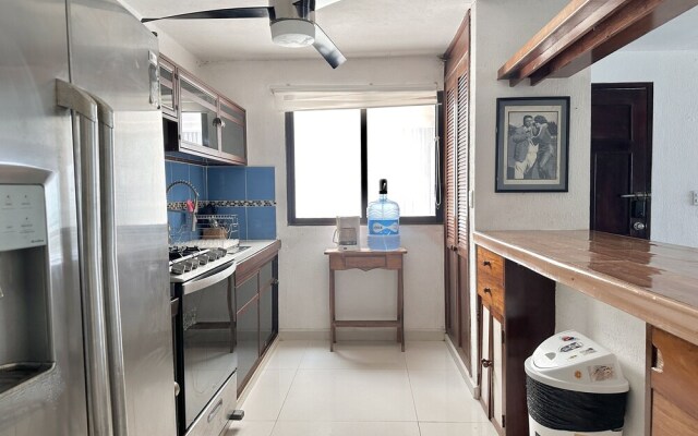 Flamingo Plus by Andiani Travel