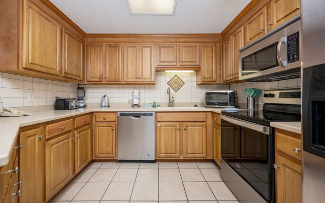 Phoenix X 1104 3 Bedroom Condo